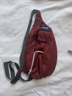 Kavu mini rope sling bag like new